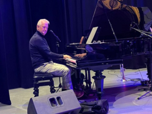 Jazzy&nbsp;Afternoon&nbsp;met Paul&nbsp;Poulissen