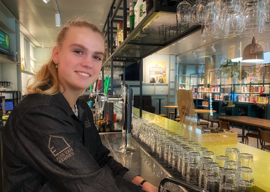 Zoek je een leuke baan? Zoek je een leuke baan?