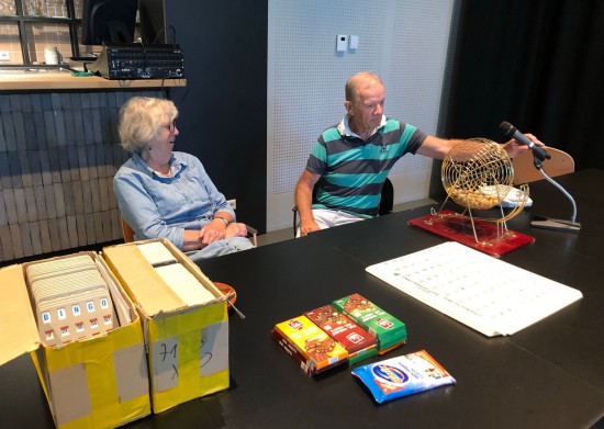 Seniorenbingo: wat een gezelligheid Seniorenbingo: wat een gezelligheid